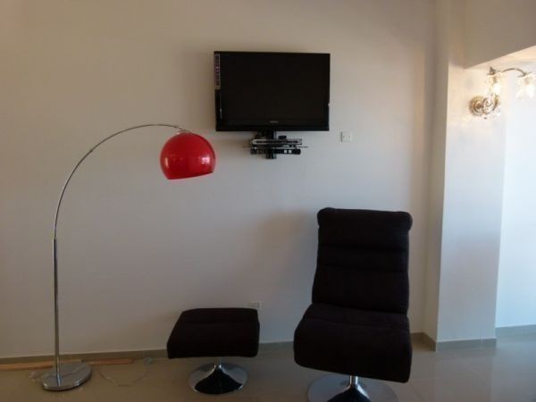 Departamento en alquiler frente a playa brava